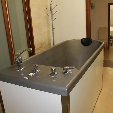 Szálloda Parkhotel Forest