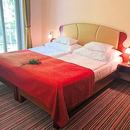 Parkhotel Forest Hotel